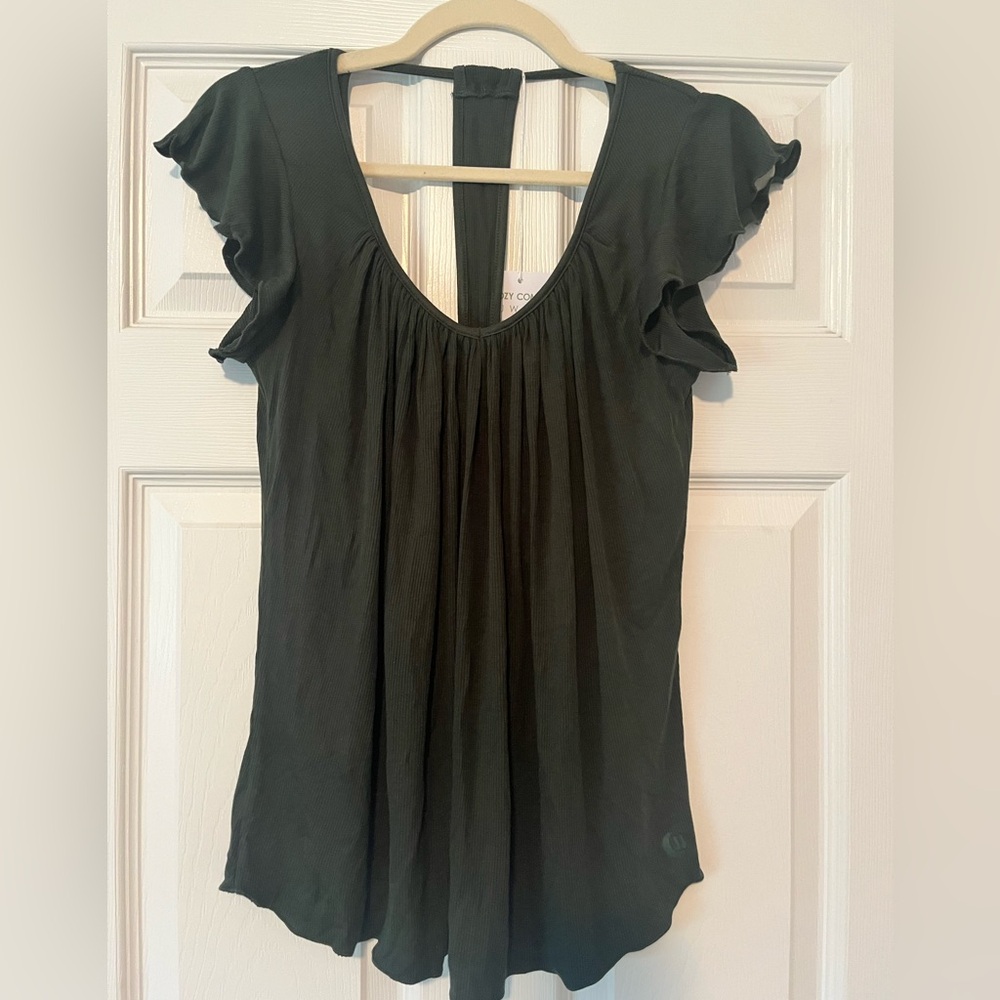 JJ Winks Light Hug Sweet Dreams Top Small in Sage Green